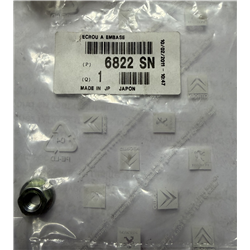 6822SN - ECROU A EMBASE